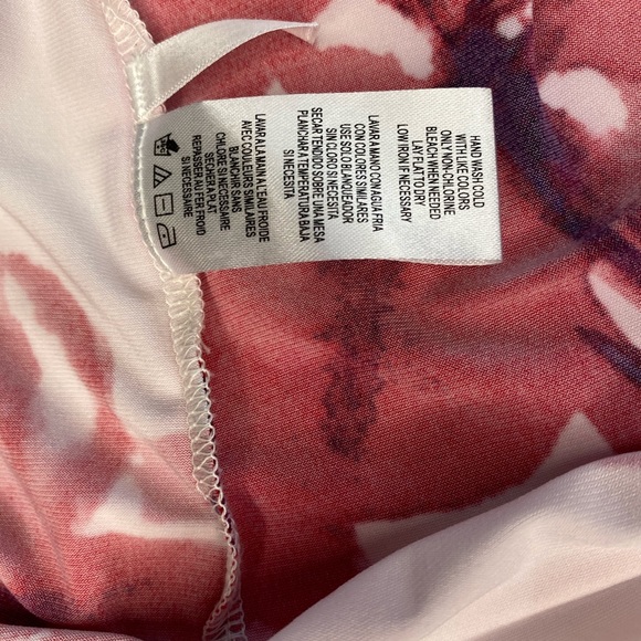 EUC Calvin Klein sleeveless blouse - Picture 5 of 5